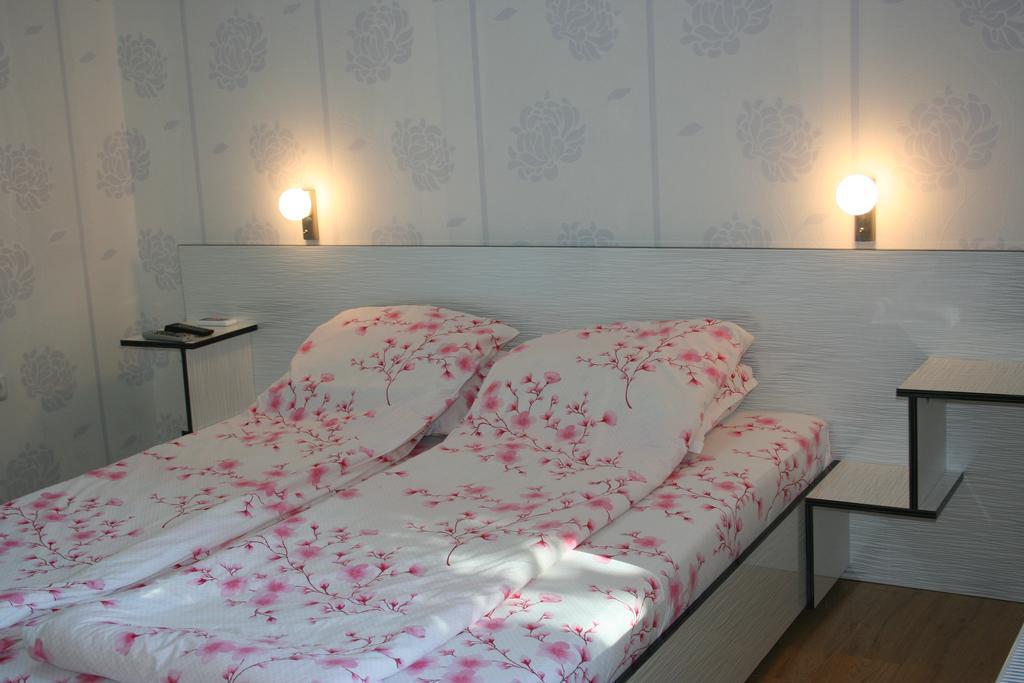 Bolyarski Stan Guest House Велики-Преслав Экстерьер фото